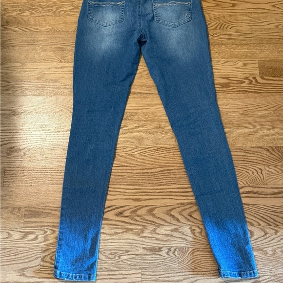 Indigo Rein Light Blue Ankle Jeans - Picture 4 of 4